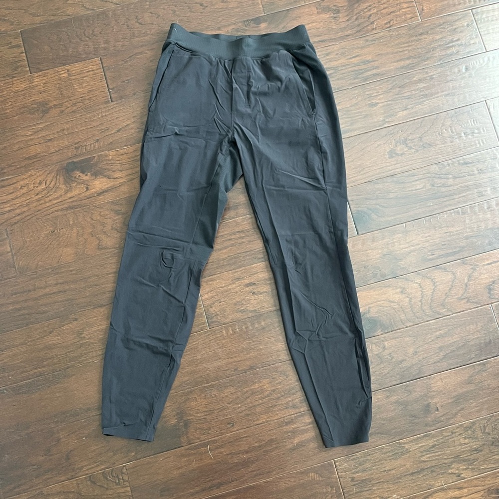 Lululemon Mens In Mind Pant Tapered Leg Yoga Stretch Elastic Waist small black
